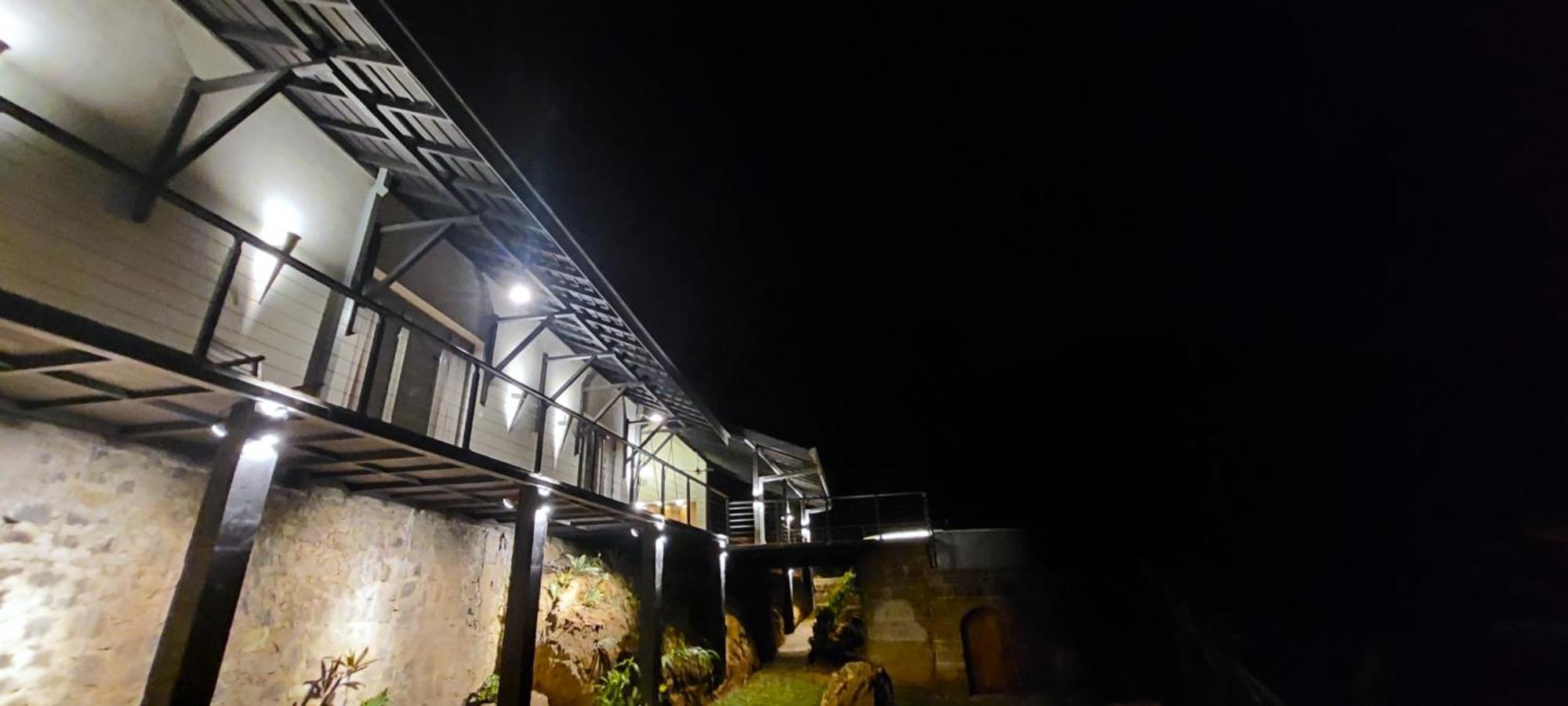 Ella Nine Peaks Hotel Екстериор снимка